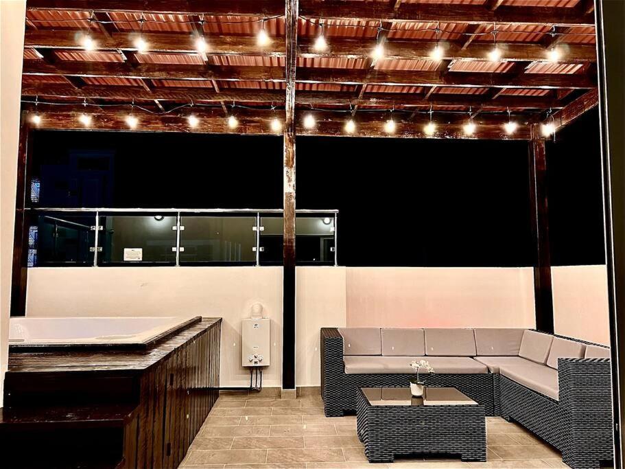 Outstanding Pent House W/Jacuzzi Apartment Santiago De Los Caballeros Exterior photo