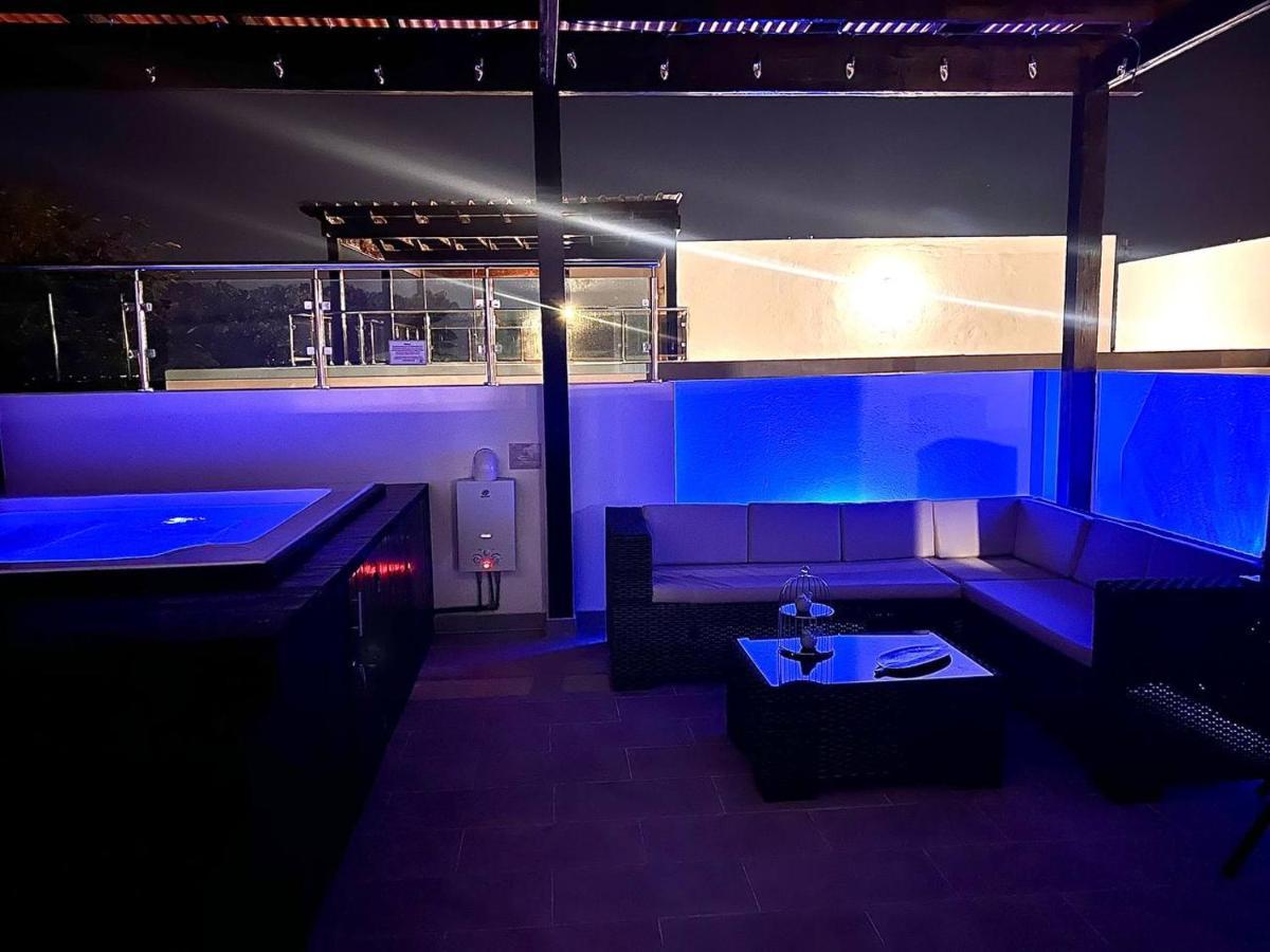 Outstanding Pent House W/Jacuzzi Apartment Santiago De Los Caballeros Exterior photo